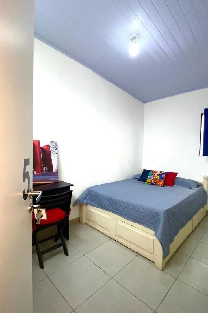 Capsule hotel Pinheiros Hostel & Food Sao Paulo