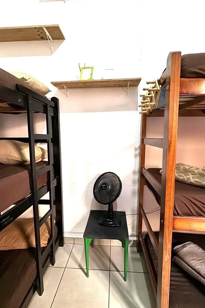 Kapsül Otel Pinheiros Hostel & Food Sao Paulo Brezilya
