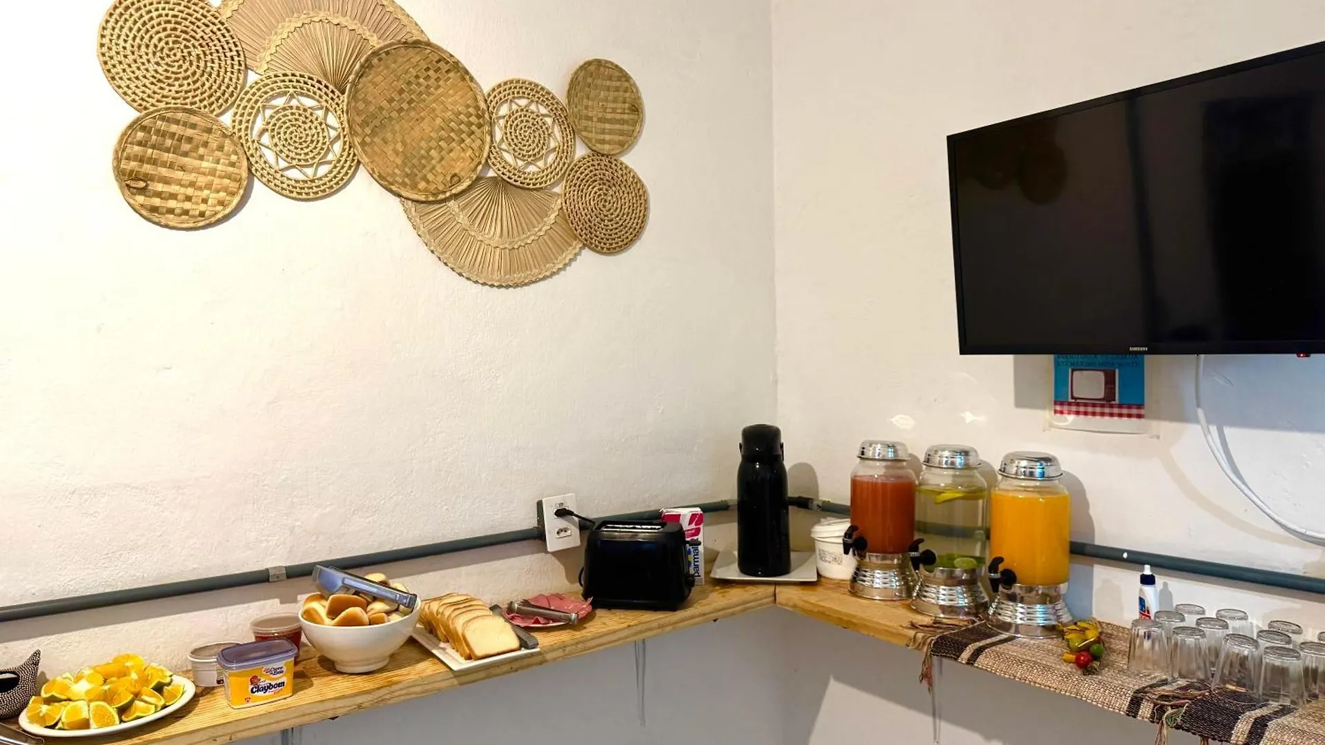 Hotel cápsula Pinheiros Hostel & Food São Paulo Brasil